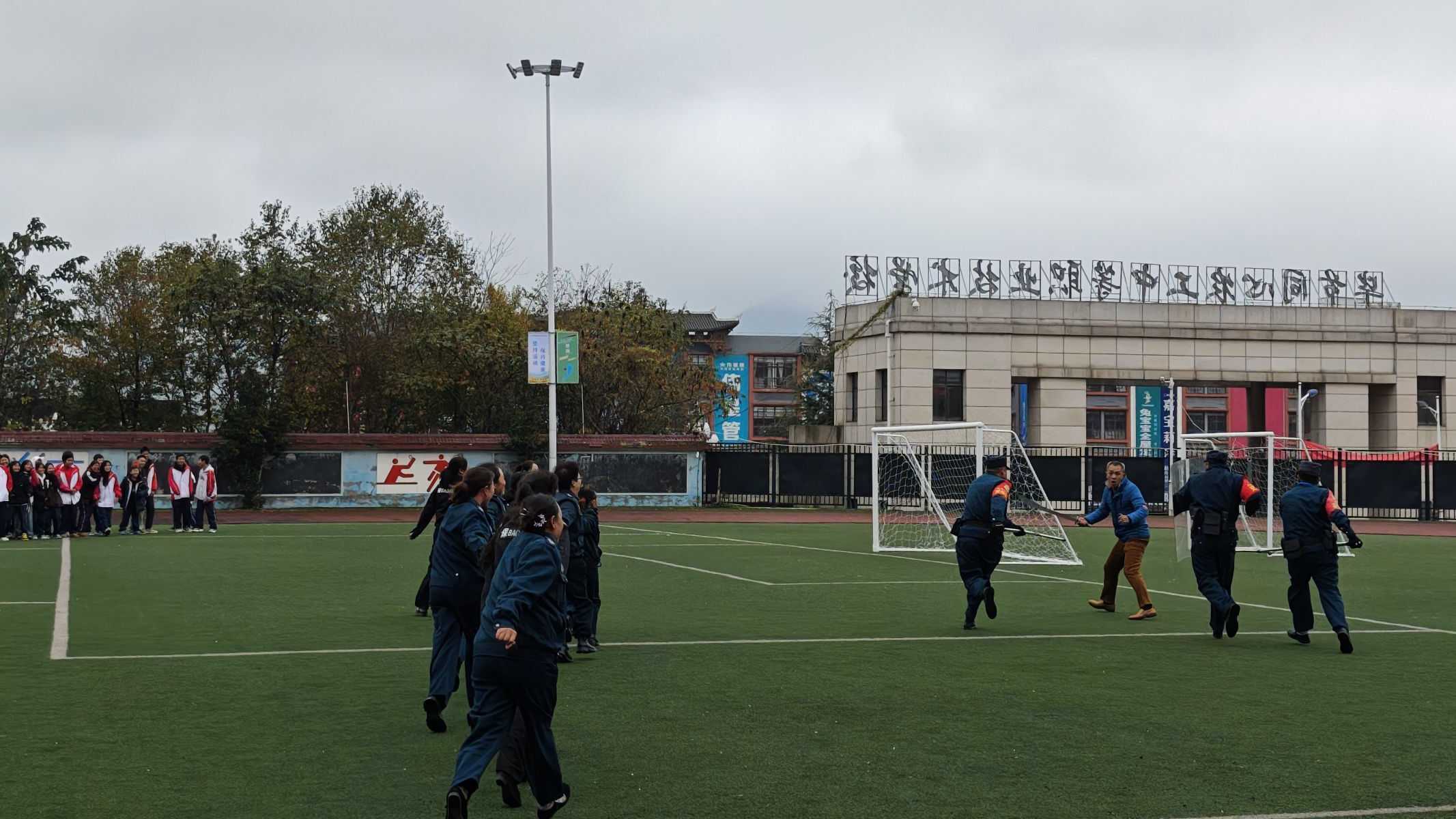 反恐演练_副本.jpg